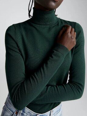 Mossy Forest Green Turtleneck Sweater